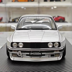 [Ignition] 1:18 BMW 1986 M3 E30 Pandem Rocket Bunny Widebody Silver Model Car Resin