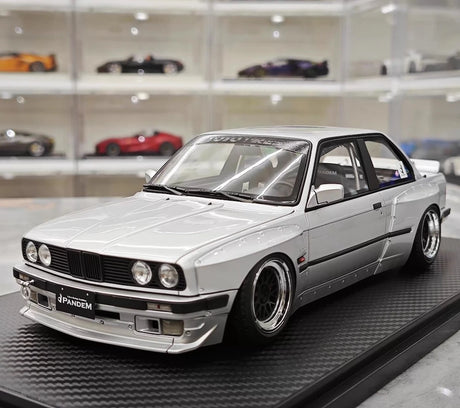 [Ignition] 1:18 BMW 1986 M3 E30 Pandem Rocket Bunny Widebody Silver Model Car Resin