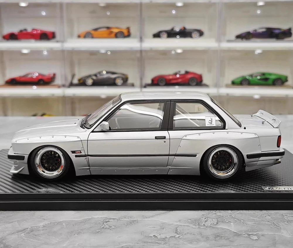 [Ignition] 1:18 BMW 1986 M3 E30 Pandem Rocket Bunny Widebody Silver Model Car Resin