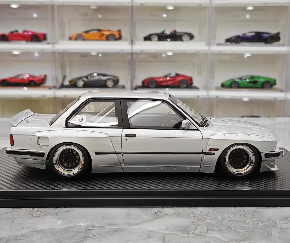 [Ignition] 1:18 BMW 1986 M3 E30 Pandem Rocket Bunny Widebody Silver Model Car Resin