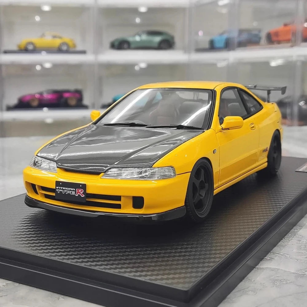 [Ignition] 1:18 Honda 1995 Integra Type R DC2 Yellow Model Car Resin
