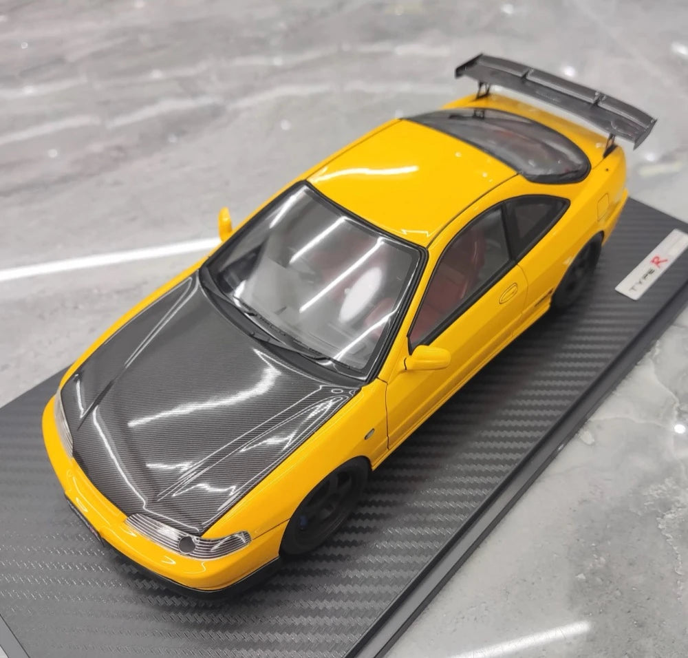[Ignition] 1:18 Honda 1995 Integra Type R DC2 Yellow Model Car Resin