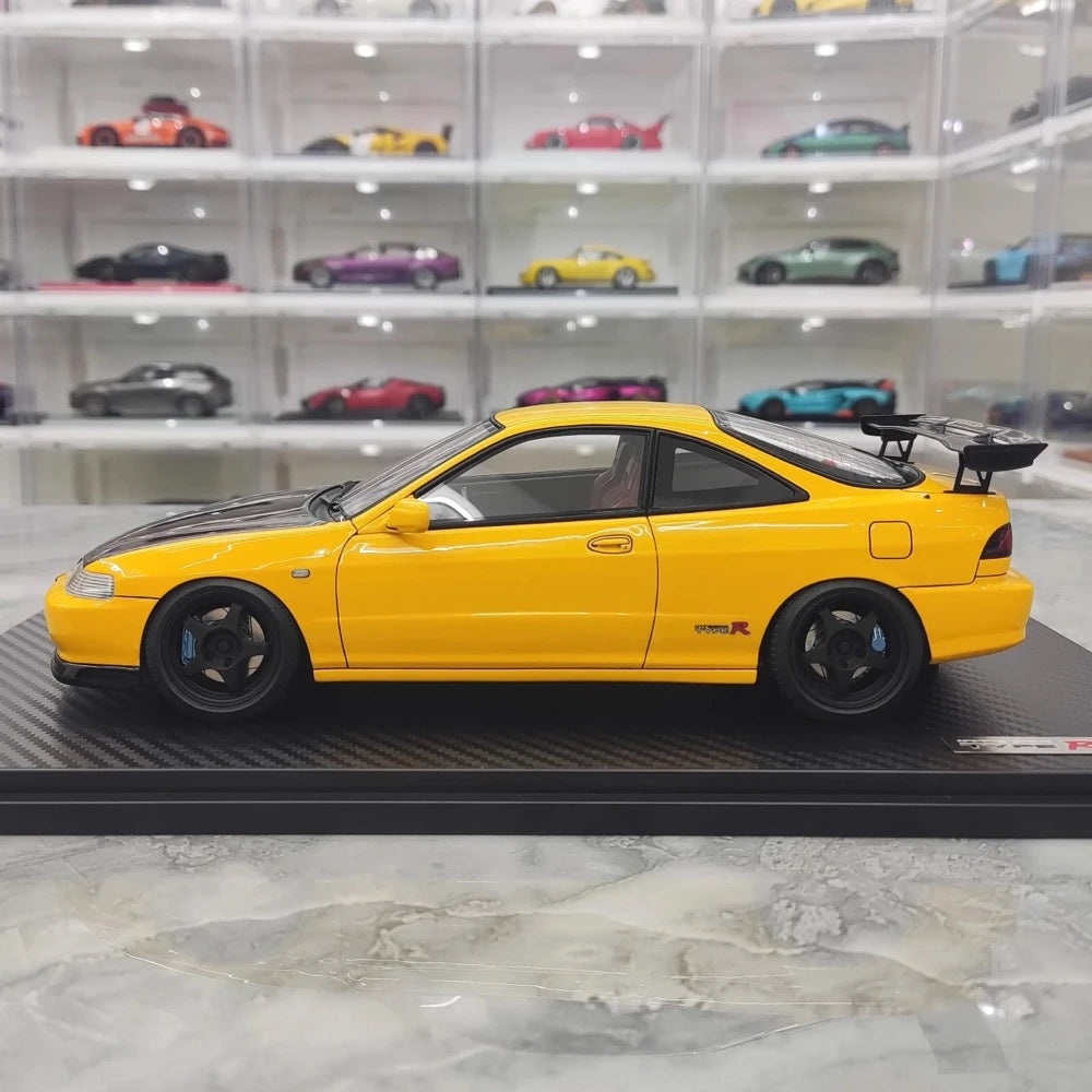[Ignition] 1:18 Honda 1995 Integra Type R DC2 Yellow Model Car Resin