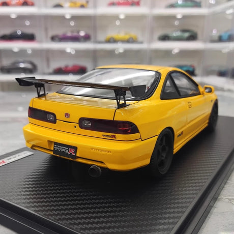 [Ignition] 1:18 Honda 1995 Integra Type R DC2 Yellow Model Car Resin