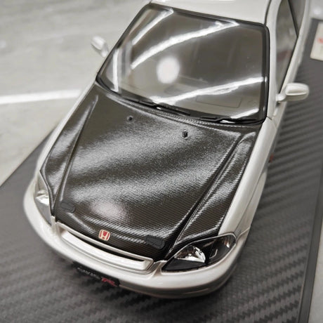 [Ignition] 1:18 Honda 1997 Civic Type R EK9 Silver & Black Model Car Resin