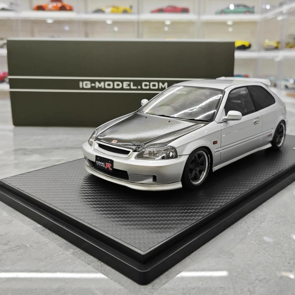 [Ignition] 1:18 Honda 1997 Civic Type R EK9 Silver & Black Model Car Resin