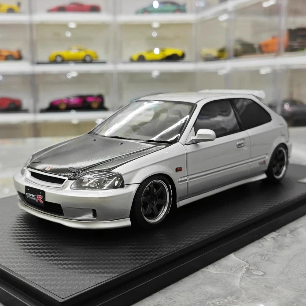 [Ignition] 1:18 Honda 1997 Civic Type R EK9 シルバー & ブラック モデルカー レジン