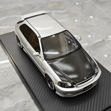 [Ignition] 1:18 Honda 1997 Civic Type R EK9 Silver & Black Model Car Resin
