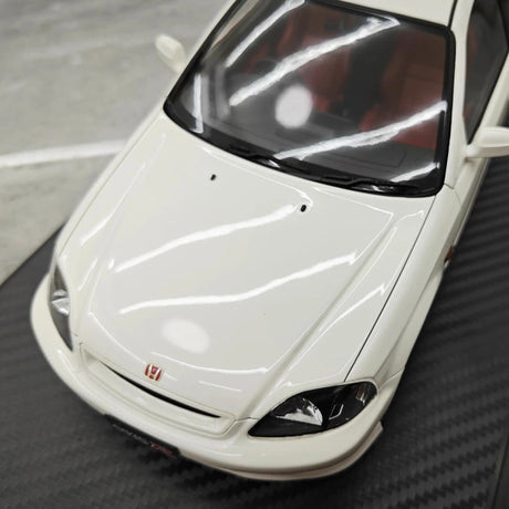 [Ignition] 1:18 Honda 1997 Civic Type R EK9 White Model Car Resin
