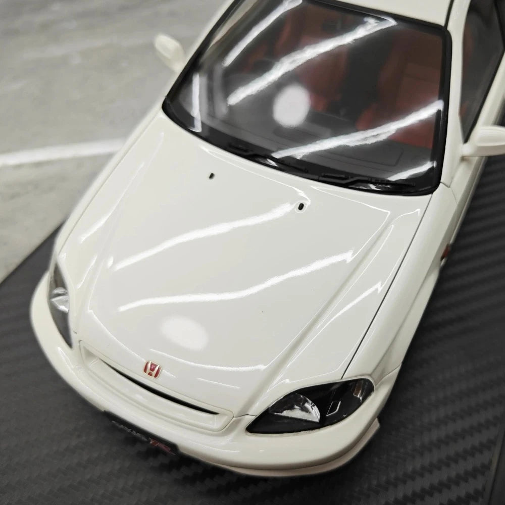 [Ignition] 1:18 Honda 1997 Civic Type R EK9 White Model Car Resin