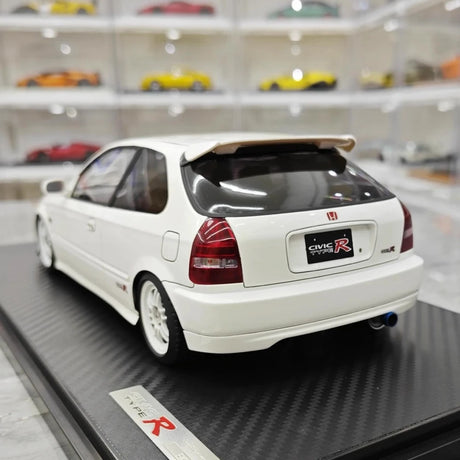 [Ignition] 1:18 Honda 1997 Civic Type R EK9 White Model Car Resin