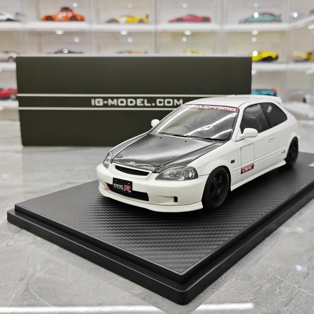 [Ignition] 1:18 Honda 1997 Civic Type R EK9 White & Black Model Car Resin