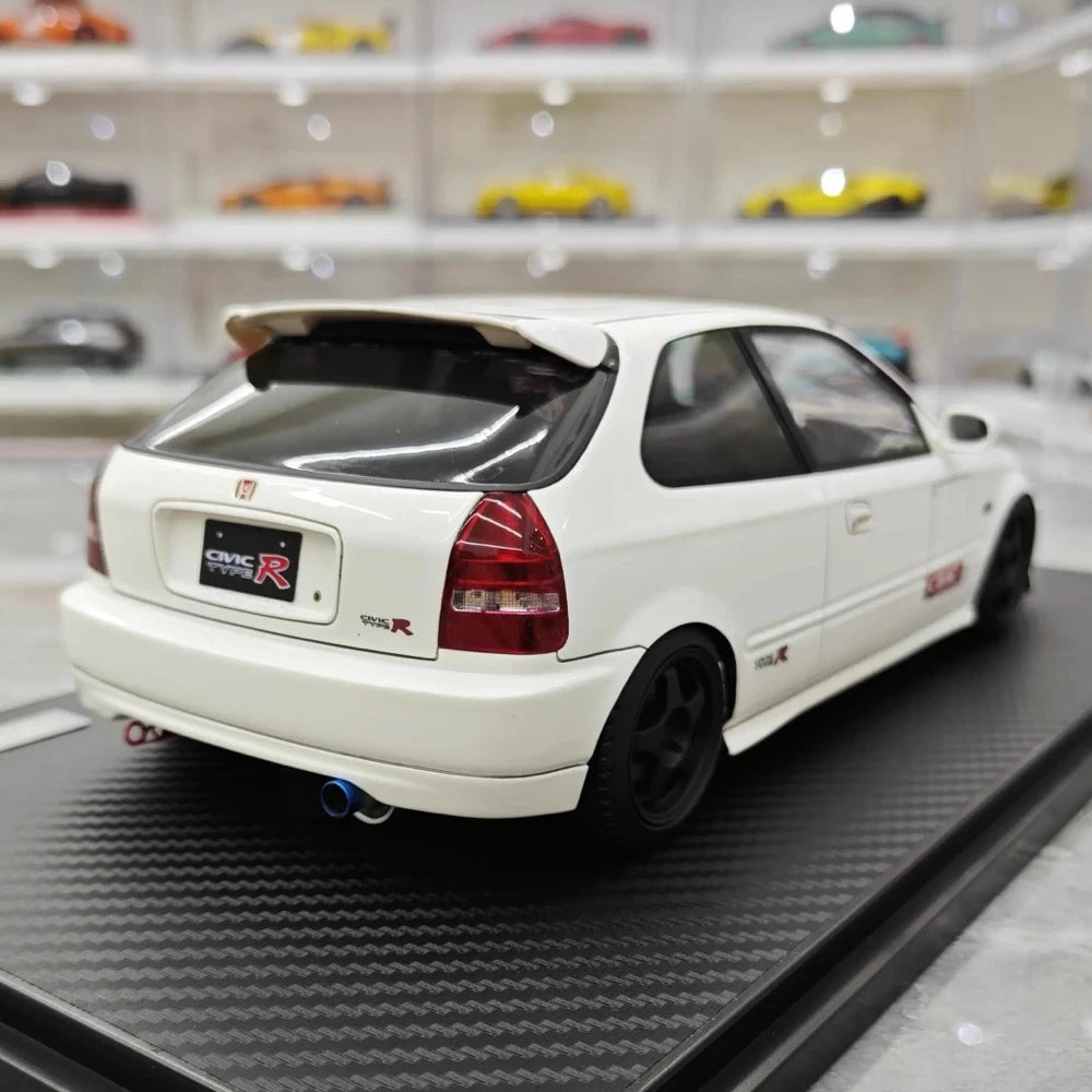 [Ignition] 1:18 Honda 1997 Civic Type R EK9 White & Black Model Car Resin