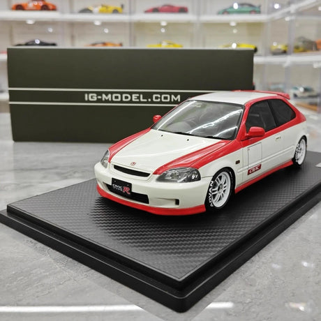 [Ignition] 1:18 Honda 1997 Civic Type R EK9 White & Red Model Car Resin