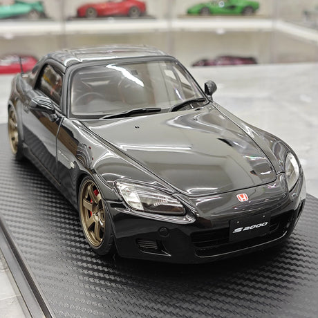 إشعال Honda 2000 S2000 (AP1) 1:18 الأسود – راتنج نموذجي قابل للجمع