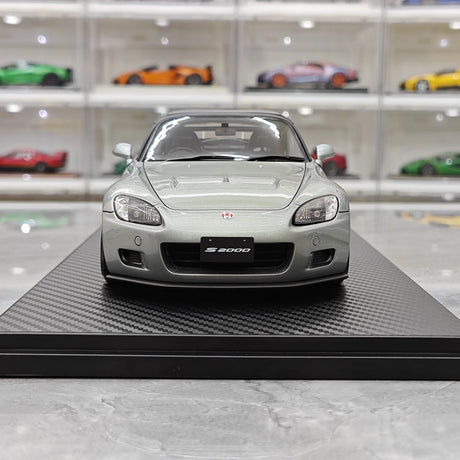 إشعال Honda 2000 S2000 (AP1) 1:18 المعدني للمسدس – راتنج نموذجي قابل للجمع