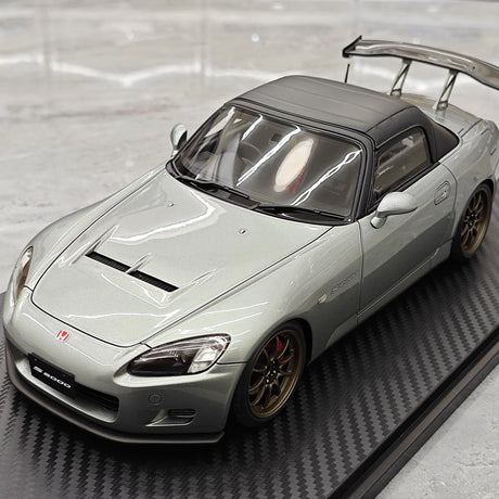 إشعال Honda 2000 S2000 (AP1) 1:18 المعدني للمسدس – راتنج نموذجي قابل للجمع
