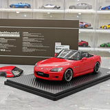 Ignition Honda 2000 S2000 (AP1) Red 1:18 – Modello in resina collezionabile