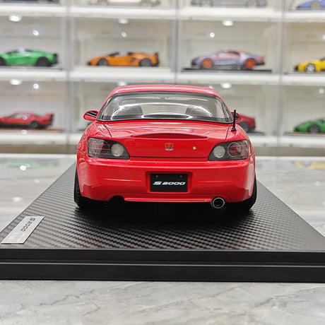 إشعال Honda 2000 S2000 (AP1) Red 1:18 – راتنج نموذجي قابل للجمع