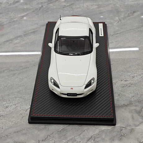 إشعال Honda 2000 S2000 (AP1) وايت 1:18 – راتنج نموذجي قابل للجمع