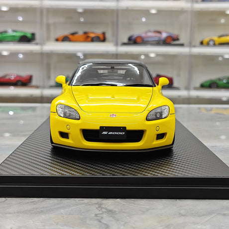 إشعال Honda 2000 S2000 (AP1) Yellow 1:18 – راتنج نموذجي قابل للجمع
