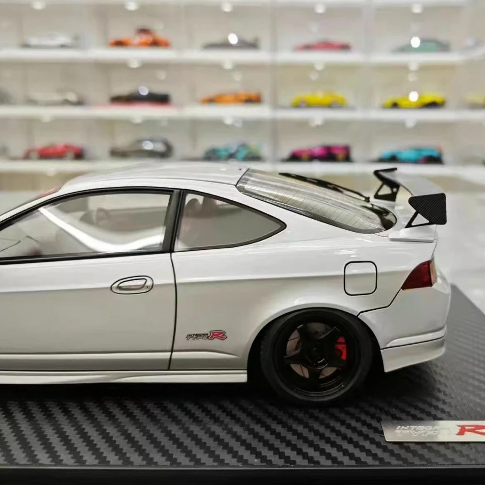 [Ignition] 1:18 Honda 2001 Integra Type R DC5 Silver Model Car Resin