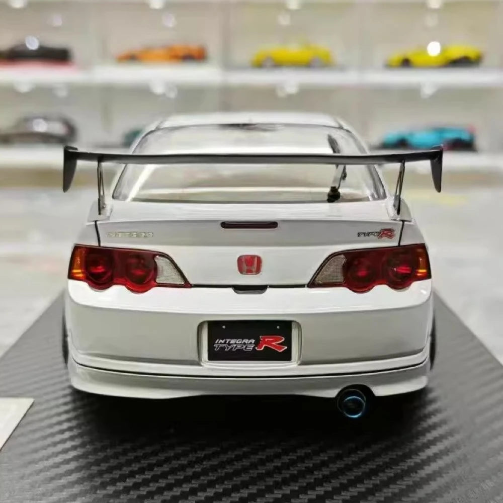 [Ignition] 1:18 Honda 2001 Integra Type R DC5 Silver Model Car Resin