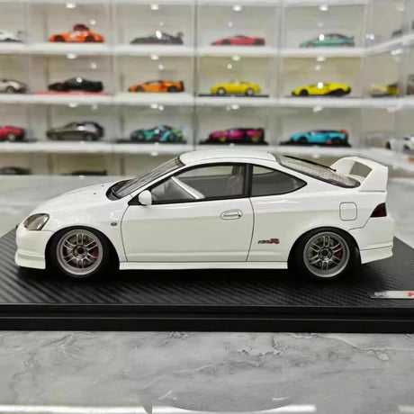[Ignition] 1:18 Honda 2001 Integra Type R DC5 White Model Car Resin