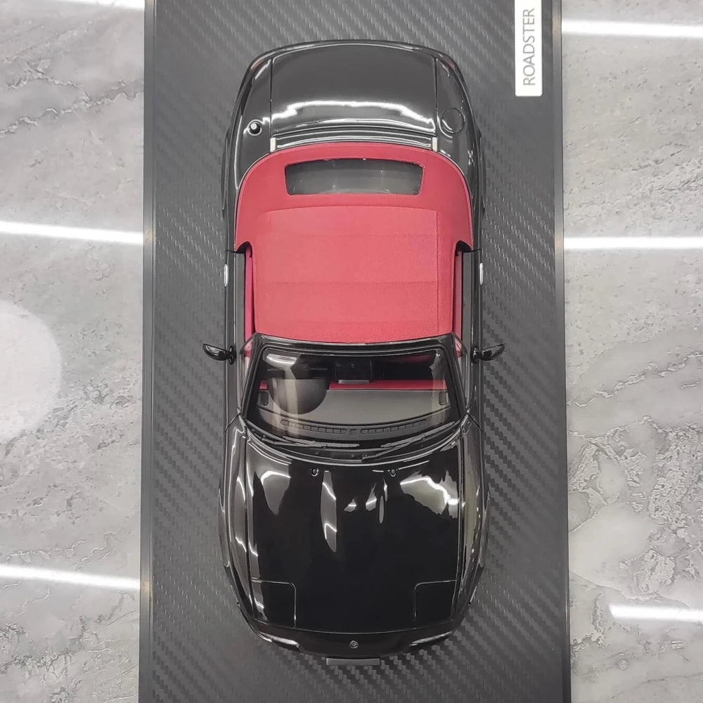 [Ignition] 1:18 Mazda 1989 MX-5 Miata NA Eunos Roadster Black Model Car Resin