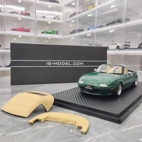 [Ignition] 1:18 Mazda 1989 MX-5 Miata NA Eunos Roadster Green Model Car Resin