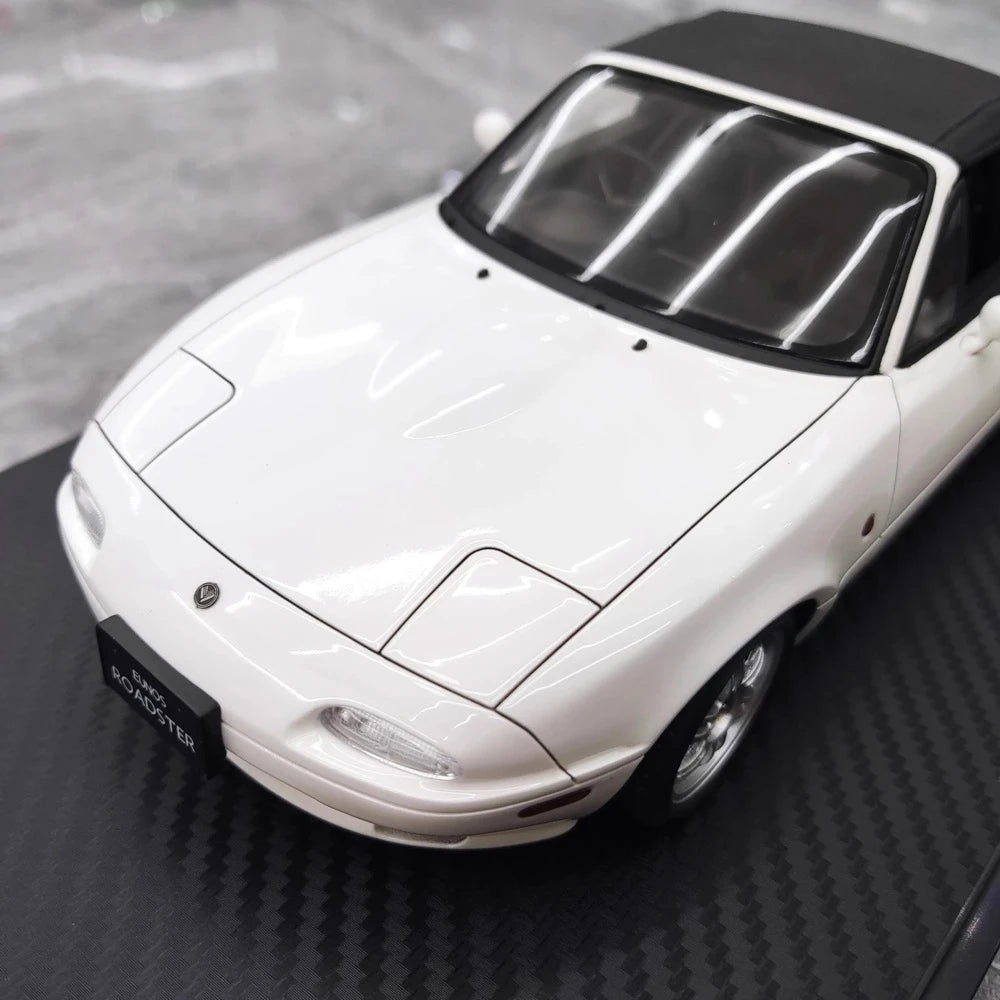 [Ignition] 1:18 Mazda 1989 MX-5 Miata NA Eunos Roadster White Model Car Resin