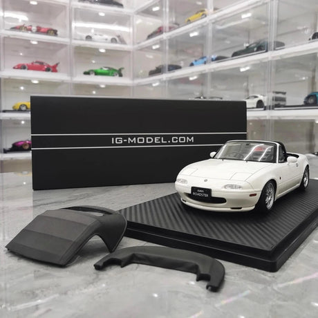 [Ignition] 1:18 Mazda 1989 MX-5 Miata NA Eunos Roadster White Model Car Resin
