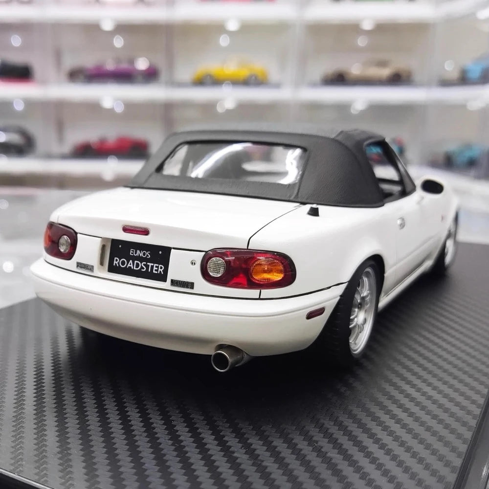 [Ignition] 1:18 Mazda 1989 MX-5 Miata NA Eunos Roadster White Model Car Resin