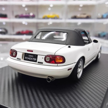 [Ignition] 1:18 Mazda 1989 MX-5 Miata NA Eunos Roadster White Model Car Resin