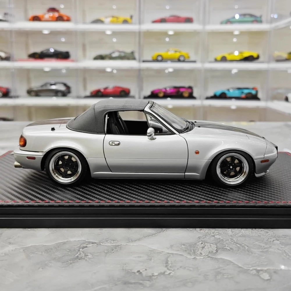 [Ignition] 1:18 Mazda 1990 MX5 Eunos Roadster NA B6-ZE Silver Model Car Resin