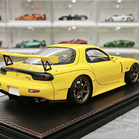 Ignition Mazda 1993 RX-7 FD3S Initial D Keisuke Takahashi Yellow 1:18 – Samlarresin Resin Modellresin