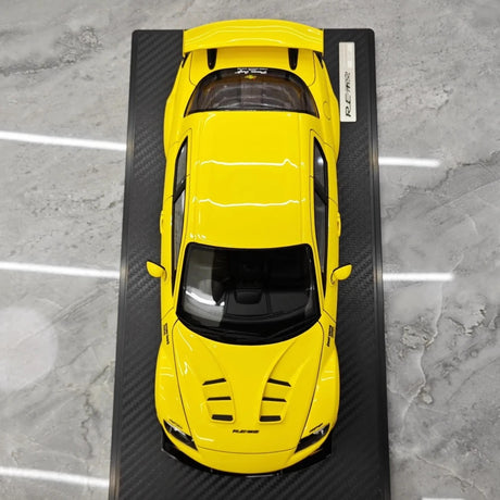 [Ignition] 1:18 Mazda 2003 RX-8 RE Amemiya Yellow Model Car Resin