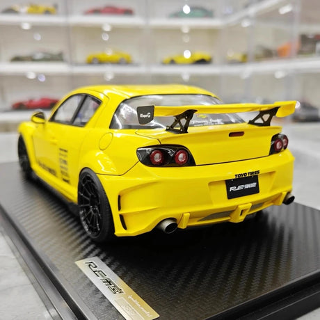 [Ignition] 1:18 Mazda 2003 RX-8 RE Amemiya Yellow Model Car Resin
