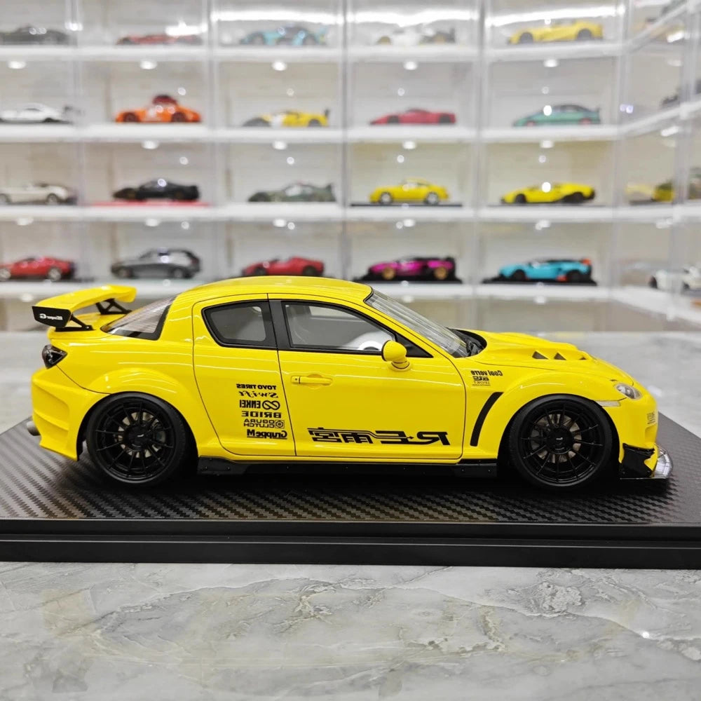[Ignition] 1:18 Mazda 2003 RX-8 RE Amemiya Yellow Model Car Resin