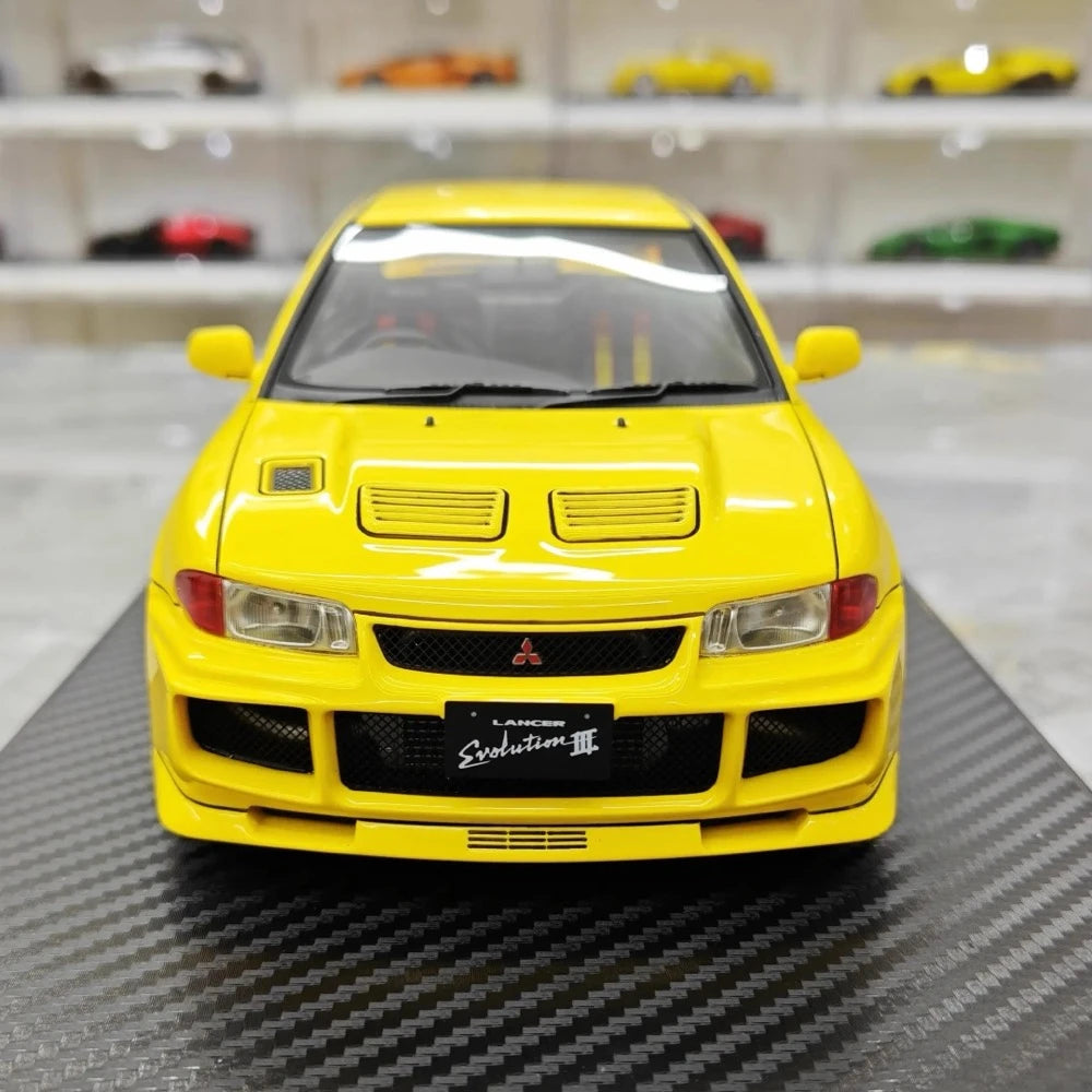 [Ignition] 1:18 Mitsubishi 1995 Lancer Evo III GSR Yellow Model Car Resin