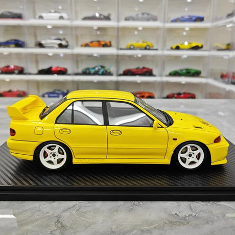 [Ignition] 1:18 Mitsubishi 1995 Lancer Evo III GSR Yellow Model Car Resin