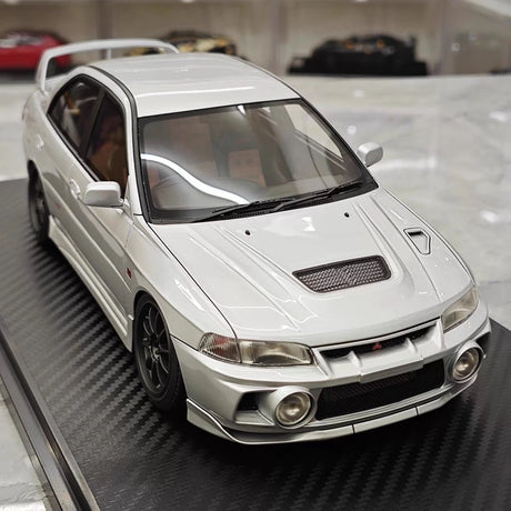 [Ignition] 1:18 Mitsubishi 1997 Lancer Evo IV Silver Model Car Resin