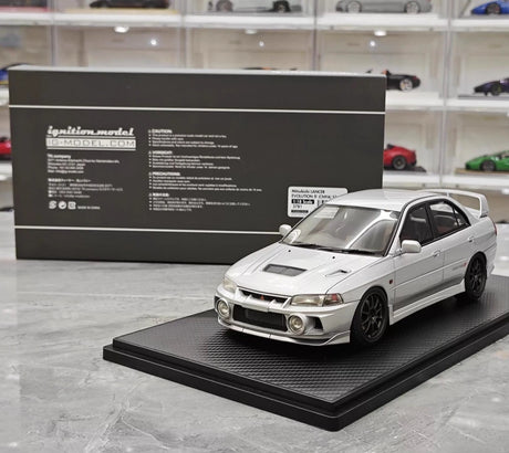 [Ignition] 1:18 Mitsubishi 1997 Lancer Evo IV Silver Model Car Resin