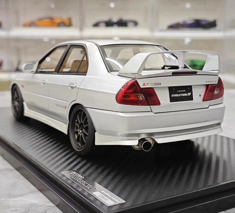 [Ignition] 1:18 Mitsubishi 1997 Lancer Evo IV Silver Model Car Resin