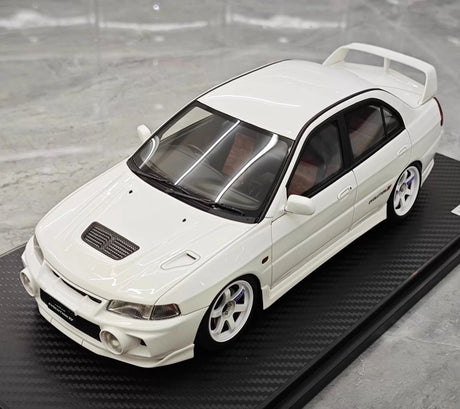 [Ignition] 1:18 Mitsubishi 1997 Lancer Evo IV White Model Car Resin