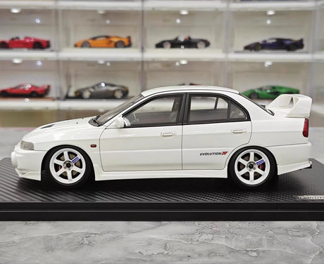 [Ignition] 1:18 Mitsubishi 1997 Lancer Evo IV White Model Car Resin
