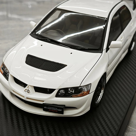 Ignition Mitsubishi 2004 Lancer Evolution VIII MR JDM White 1:18 – Verzamelbare Resin Modelresin