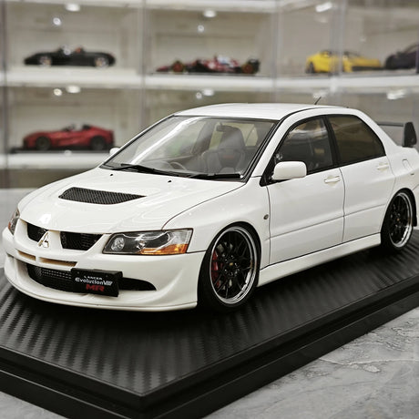 Ignition Mitsubishi 2004 Lancer Evolution VIII MR JDM White 1:18 – Verzamelbare Resin Modelresin