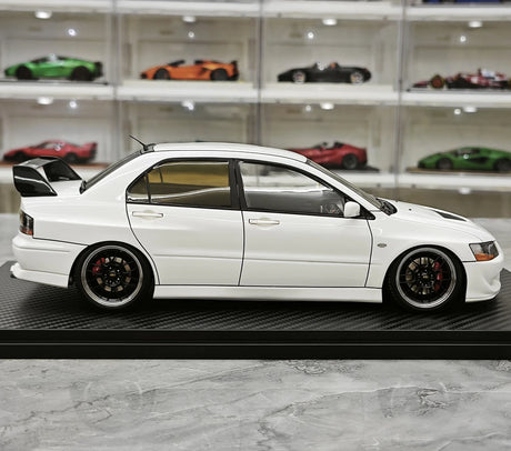 Ignition Mitsubishi 2004 Lancer Evolution VIII MR JDM White 1:18 – Verzamelbare Resin Modelresin