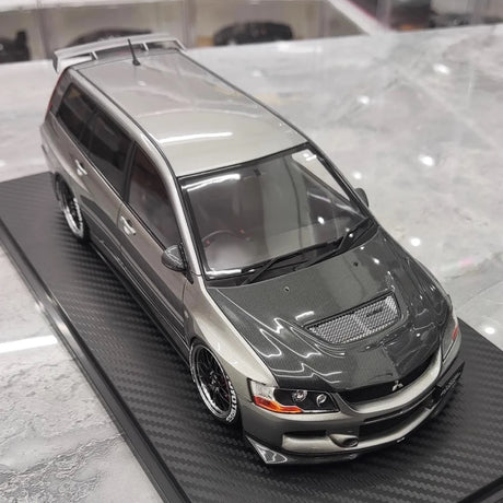 [Ignition] 1:18 Mitsubishi 2005 Lancer Evo IX Wagon Silver Model Car Resin